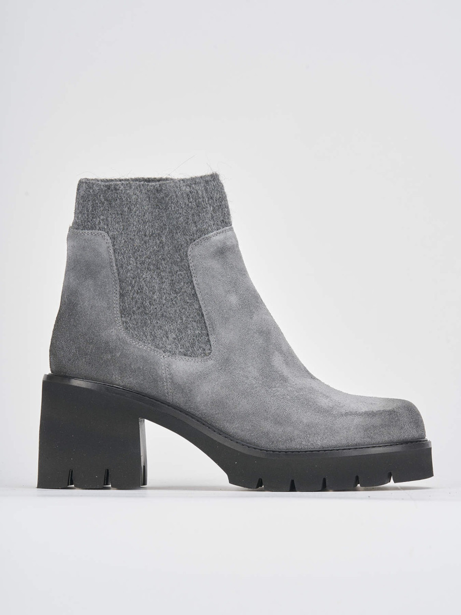 High heel ankle boots heel 5 cm grey suede