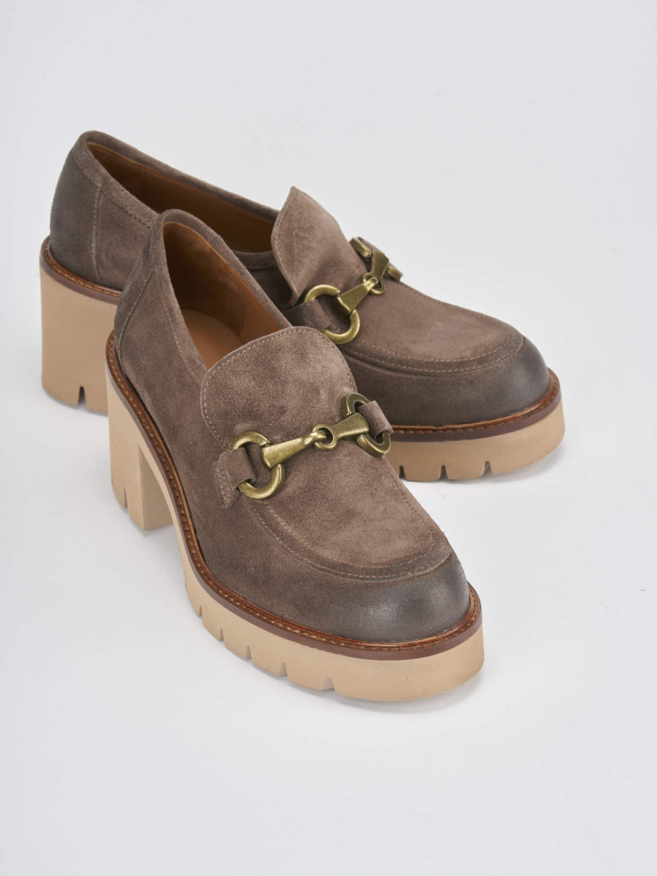 Loafers heel 6 cm beige suede