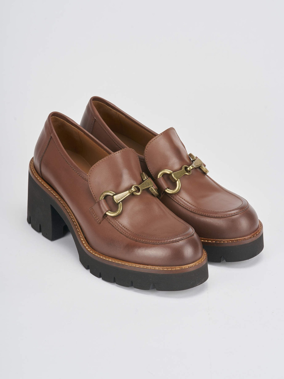 Loafers heel 6 cm brown leather