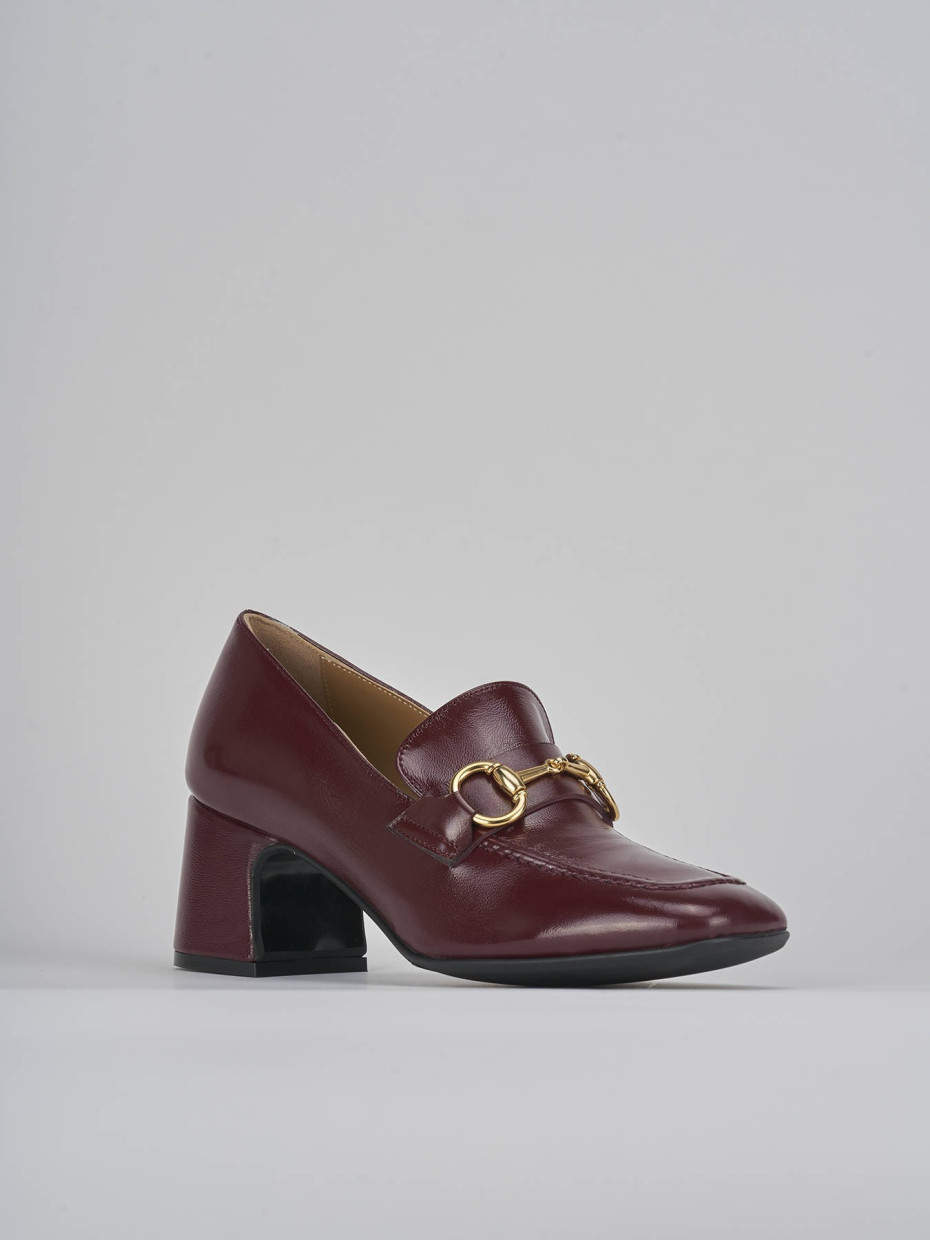 Mocassini tacco 5cm vernice bordo'