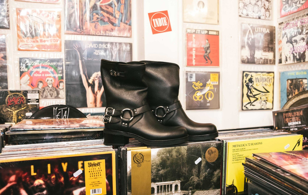 Low heel ankle boots heel 4 cm black leather