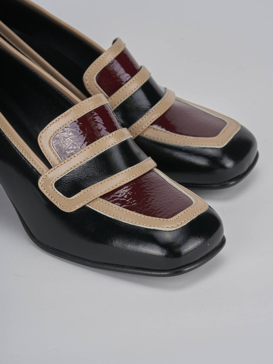 Mocassini tacco 5cm vernice nero