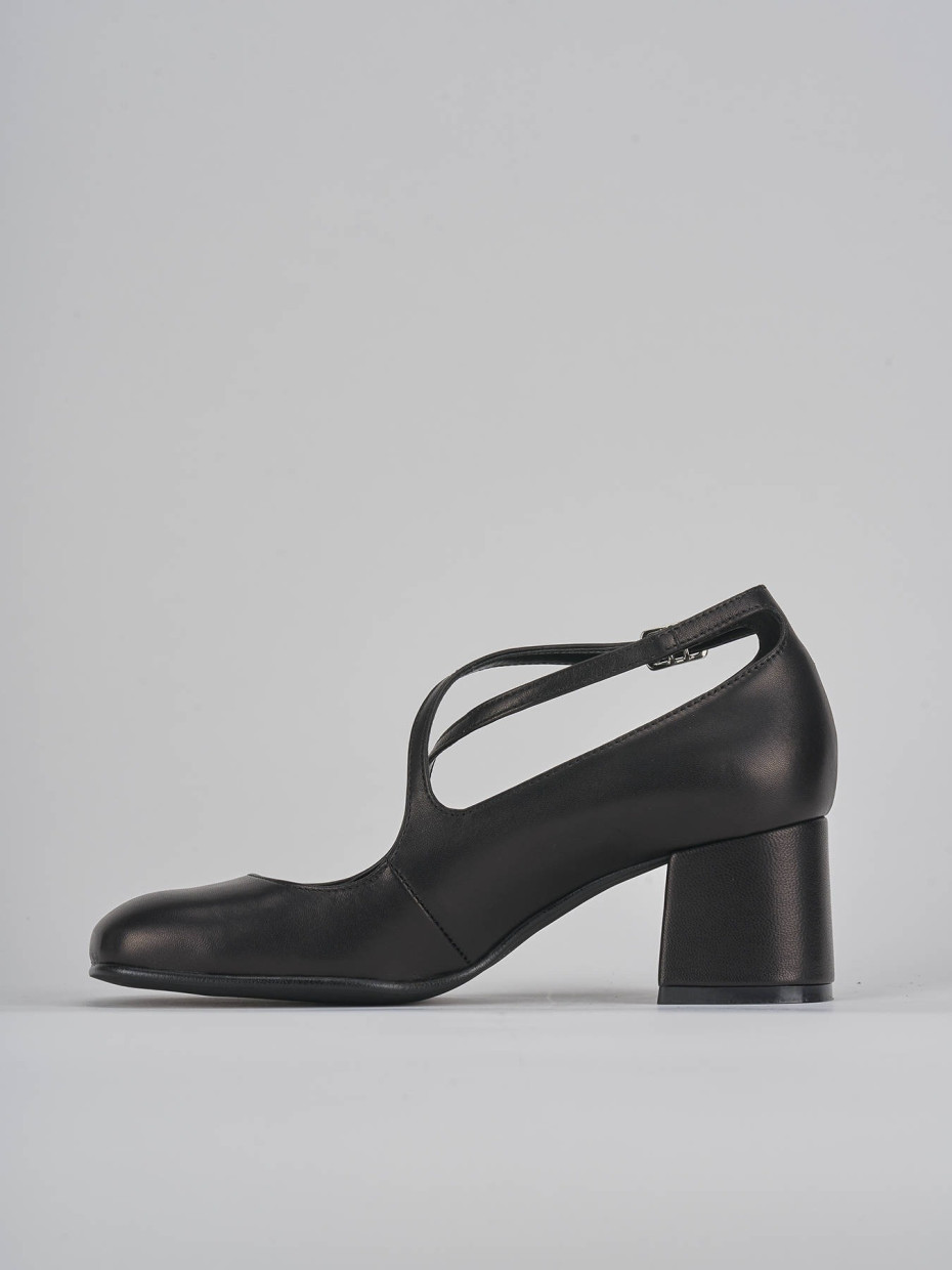 Pumps heel 5 cm black leather