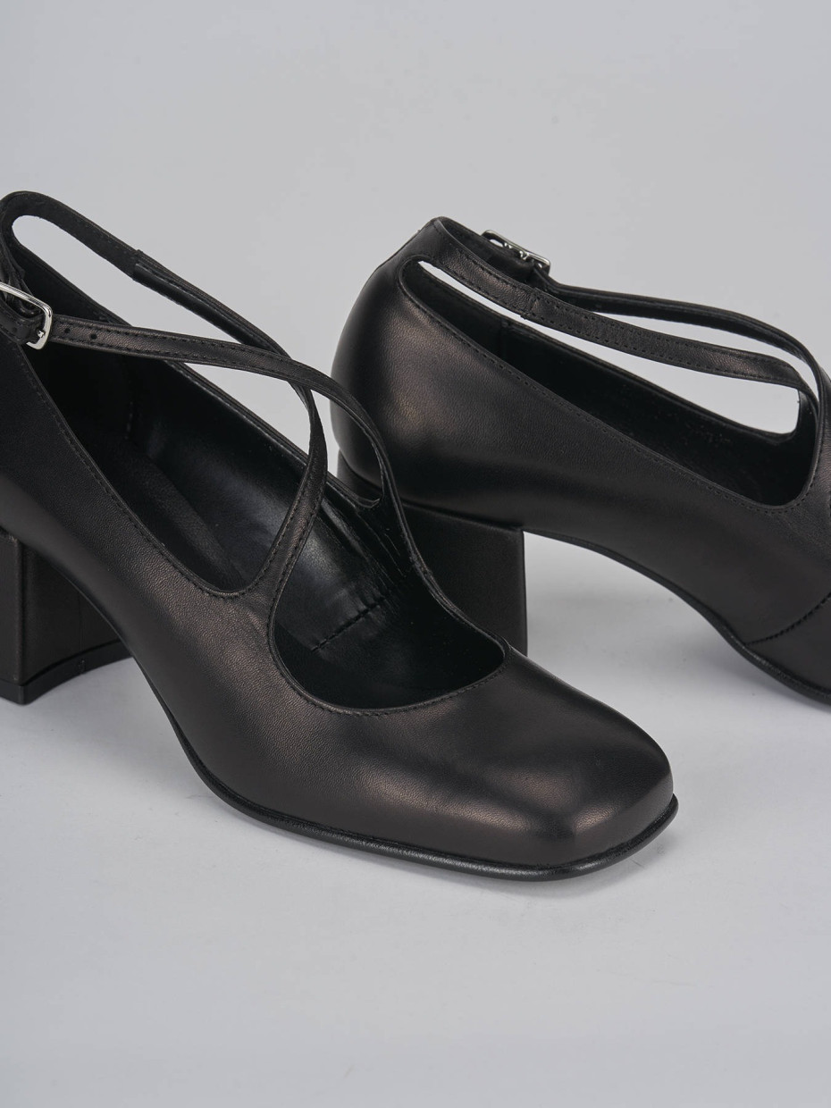 Pumps heel 5 cm black leather