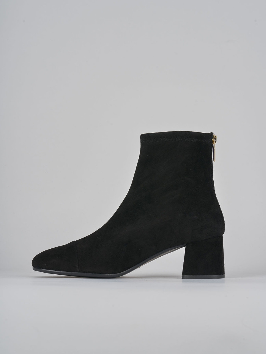 High heel ankle boots heel 6 cm black suede