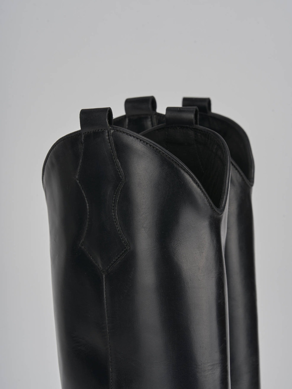 Stivale tacco 5 cm nero pelle
