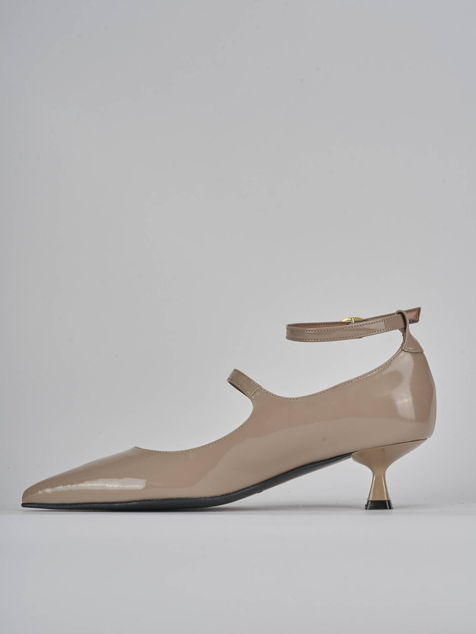 Décolleté e slingback tacco 5cm vernice beige
