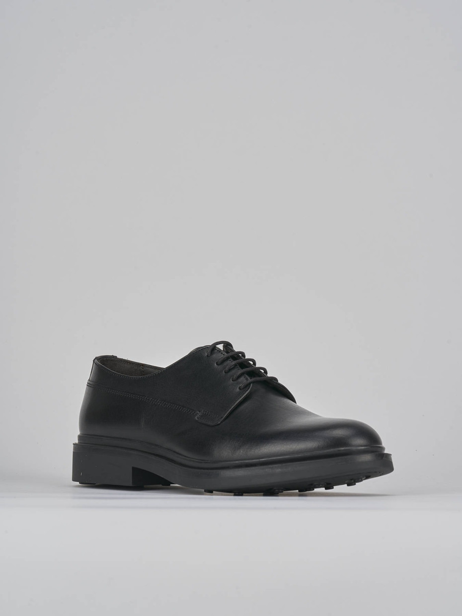 Lace-up shoes black leather