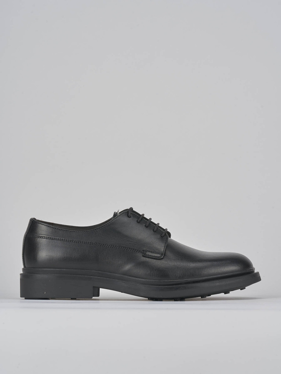 Lace-up shoes black leather