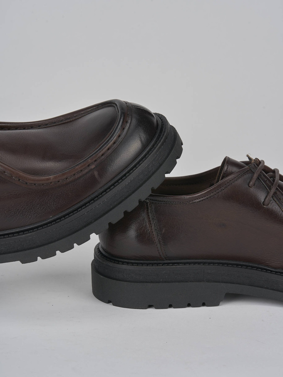 Lace-up shoes dark brown leather