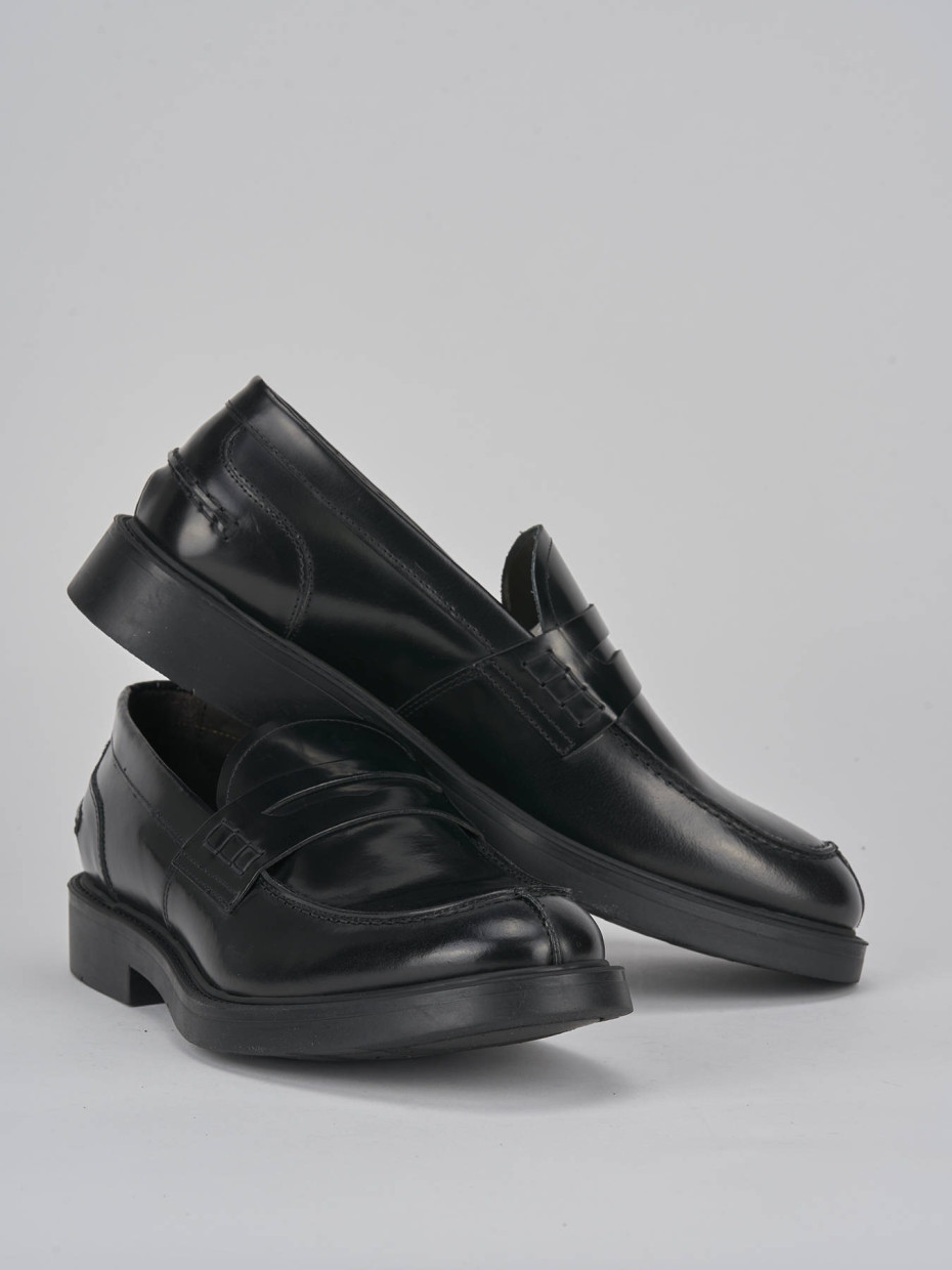 Loafers black leather