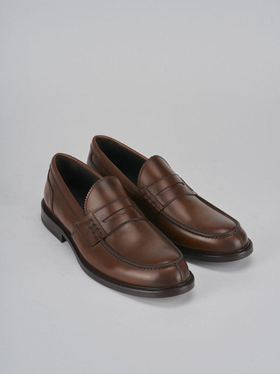 Loafers brown leather