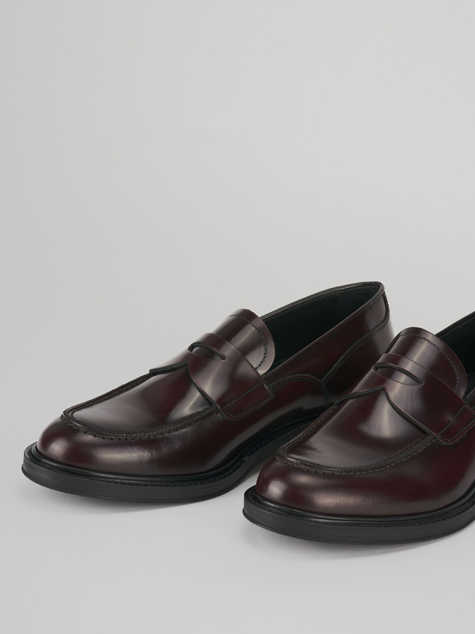 Loafers bordeaux leather
