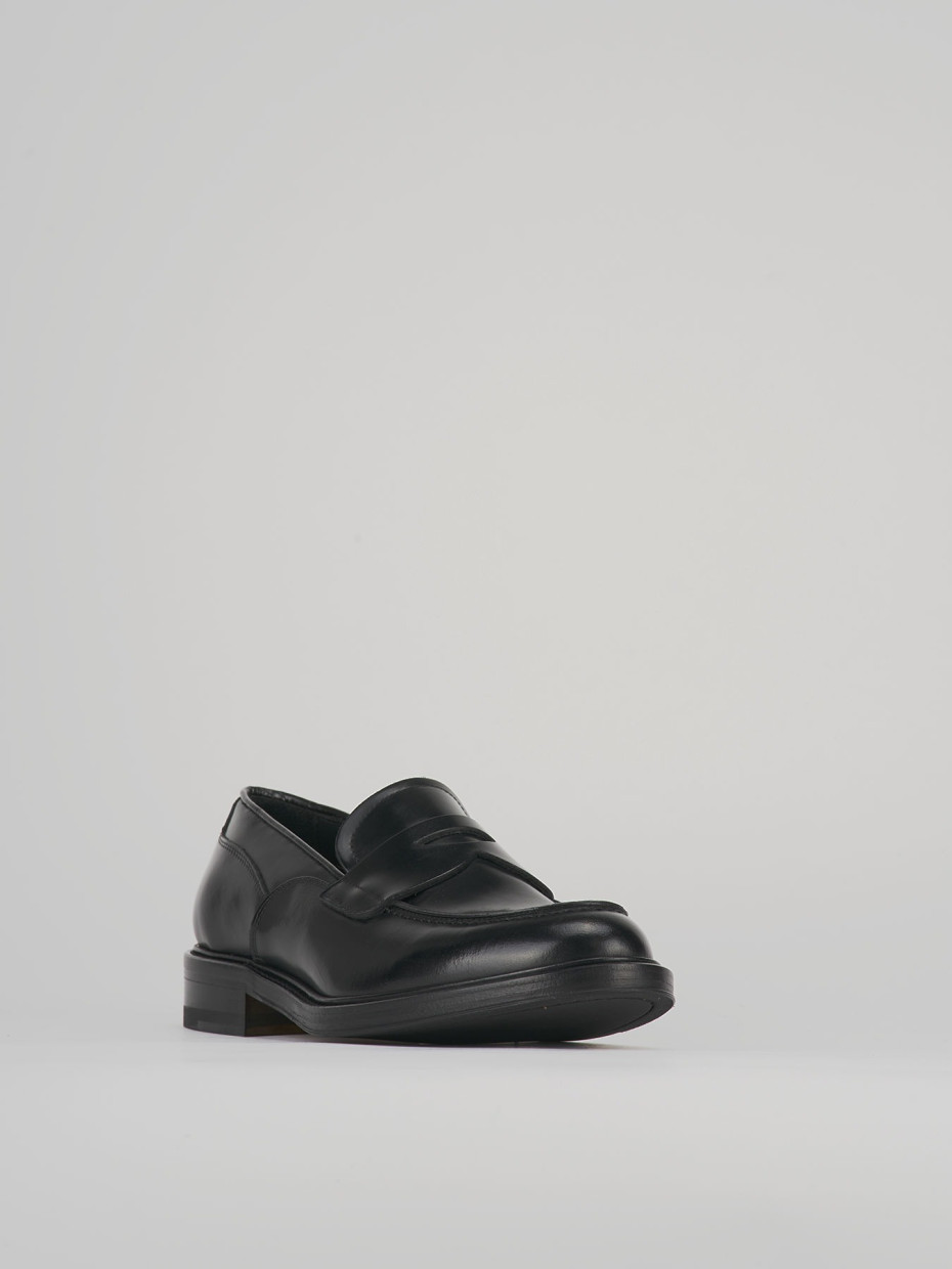 Loafers black leather