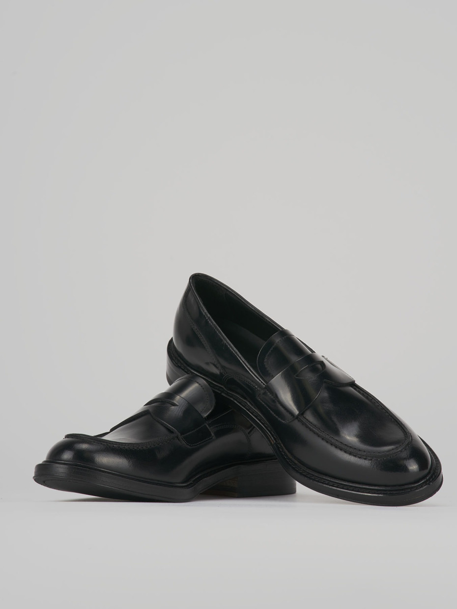 Loafers black leather