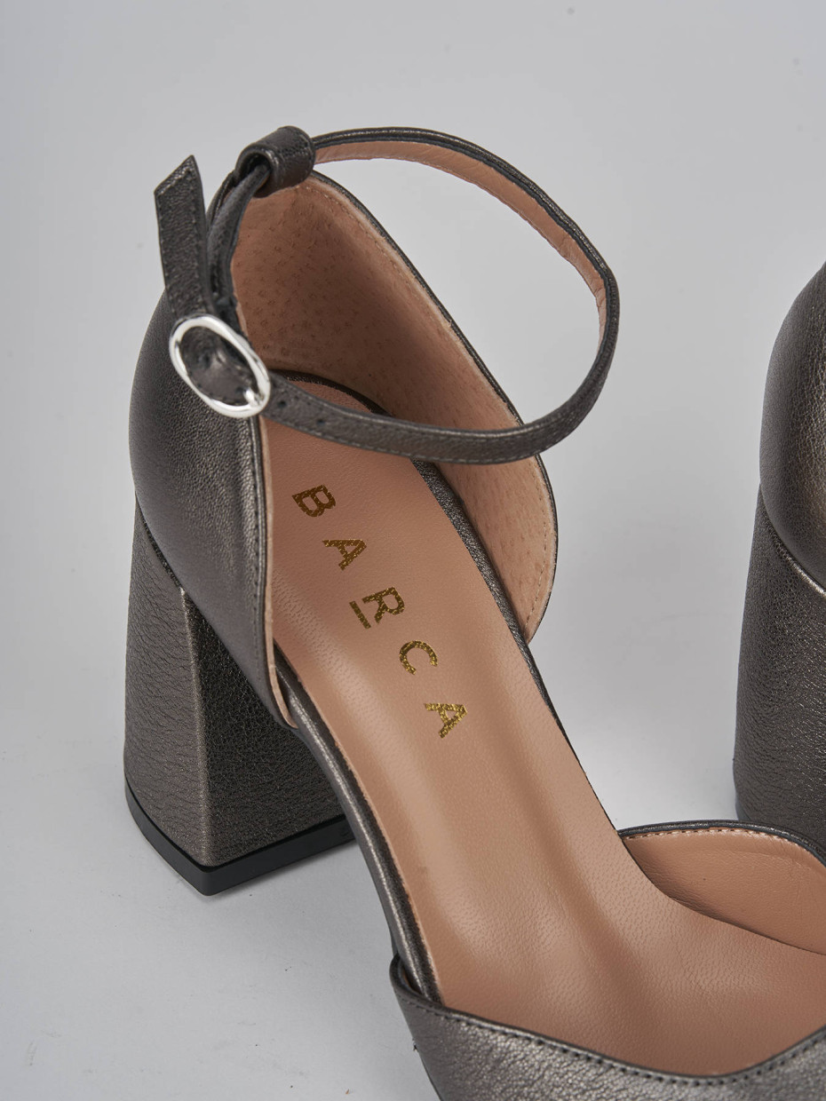 Décolleté e slingback tacco 8cm pelle argento
