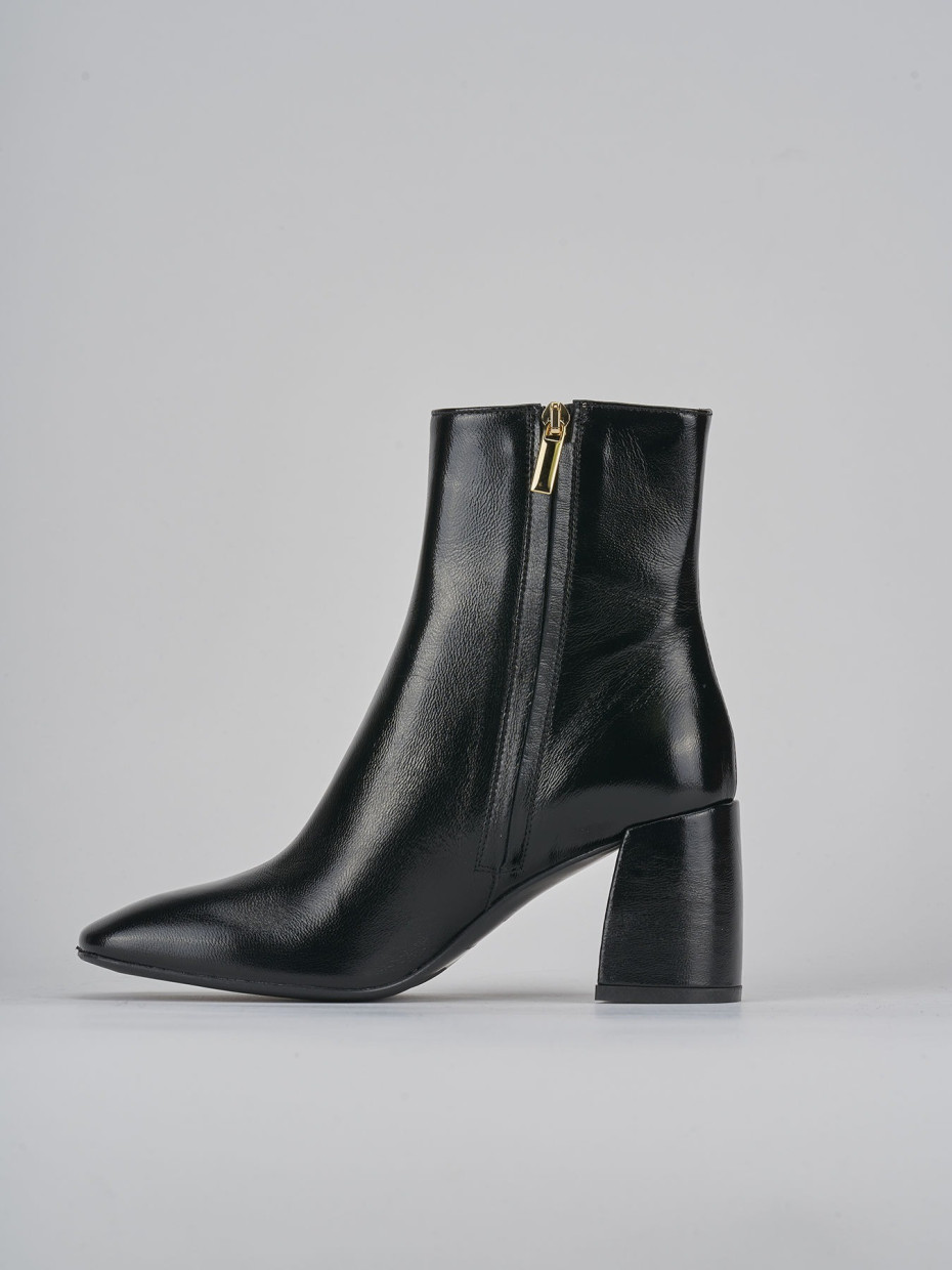 High heel ankle boots heel 8 cm black patent