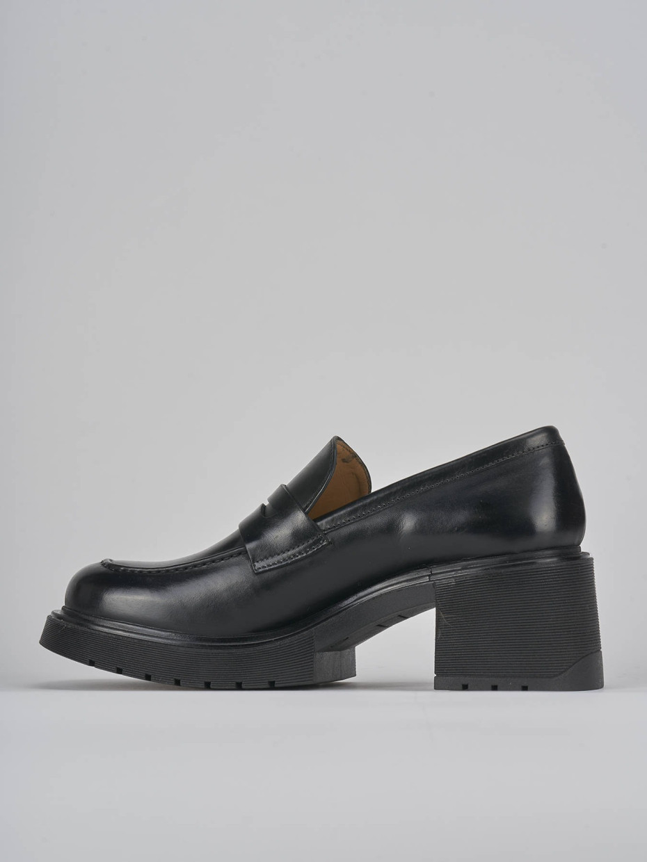 Loafers heel 6 cm black leather