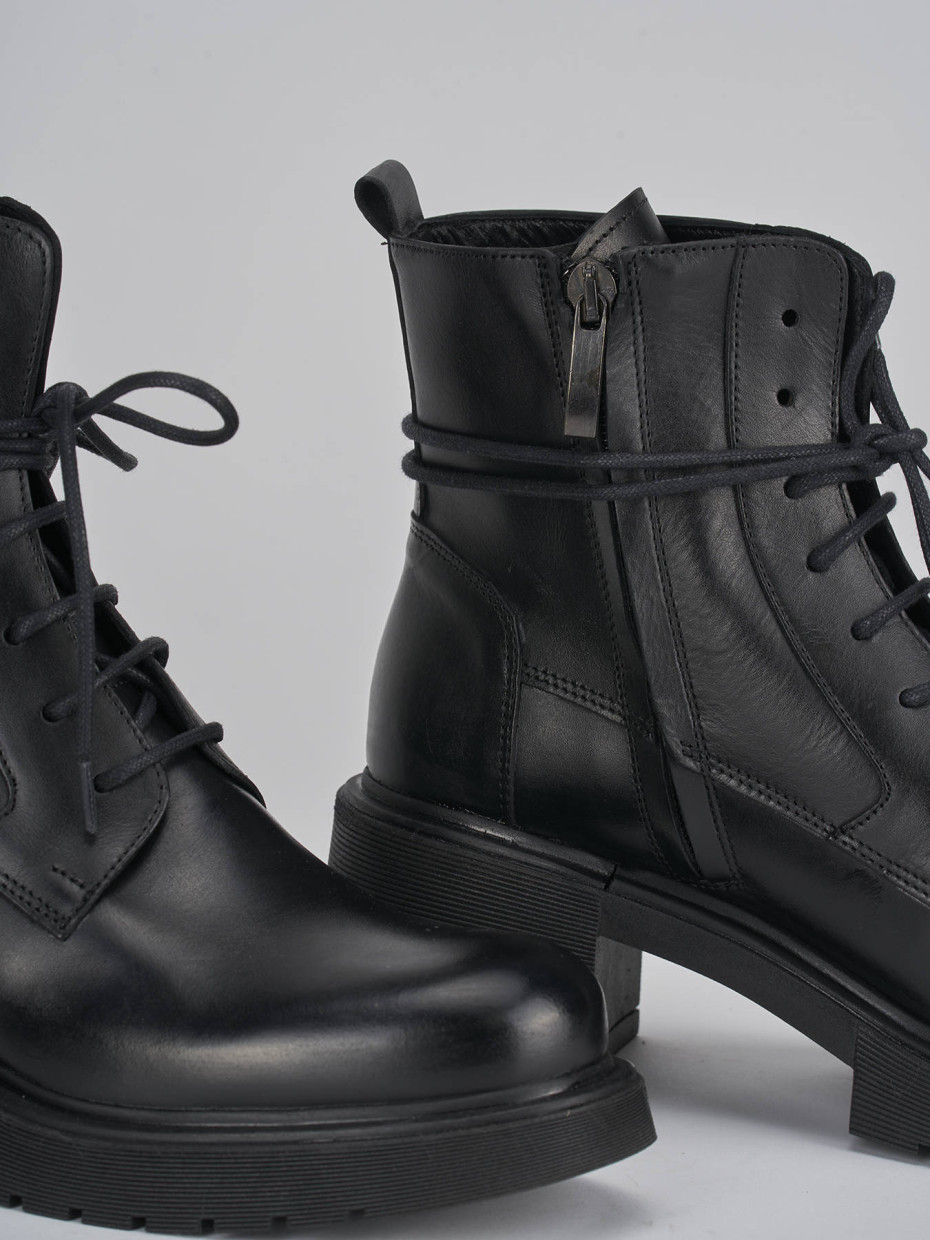 Combat boots heel 6 cm black leather