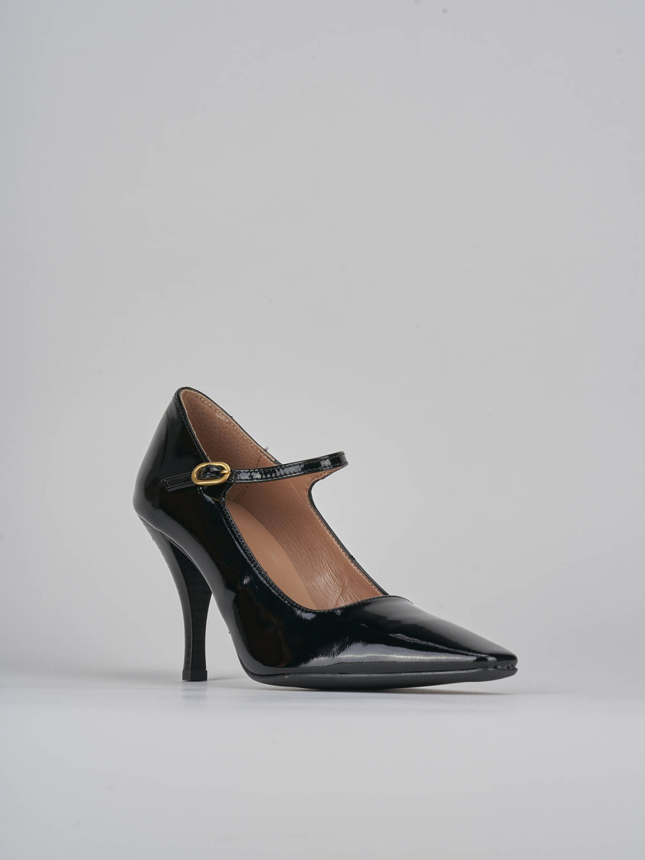 Black patent heels outlet size 9