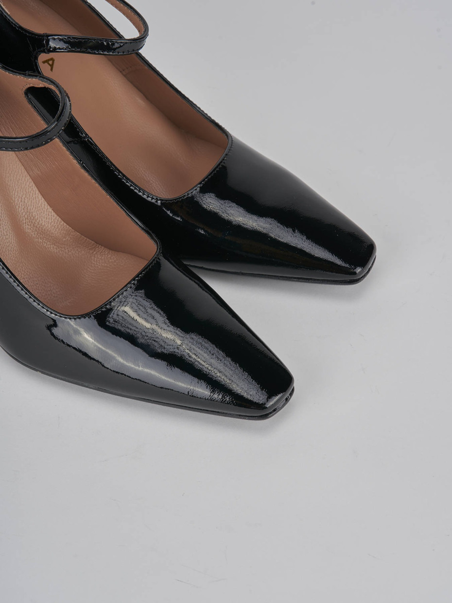 Pumps heel 9 cm black patent