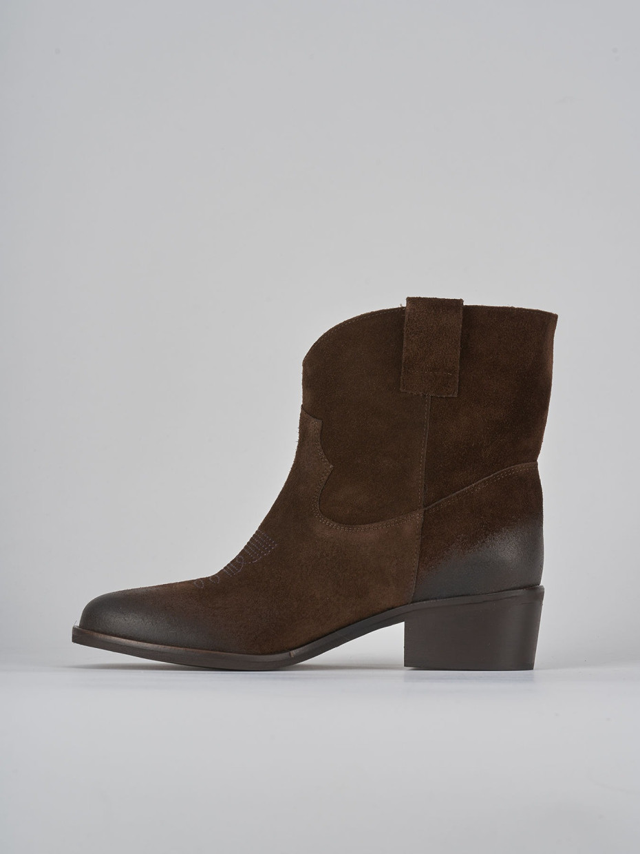 Low heel ankle boots heel 3 cm dark brown suede