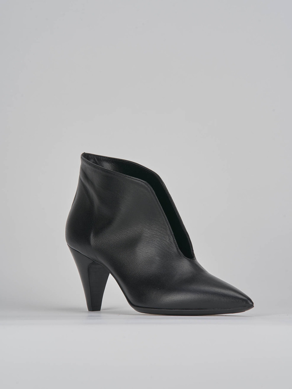 High heel ankle boots heel 8 cm black leather