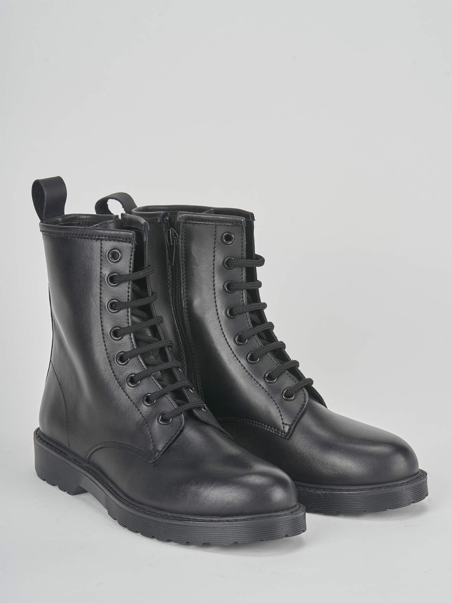 Combat boots heel 2 cm black leather