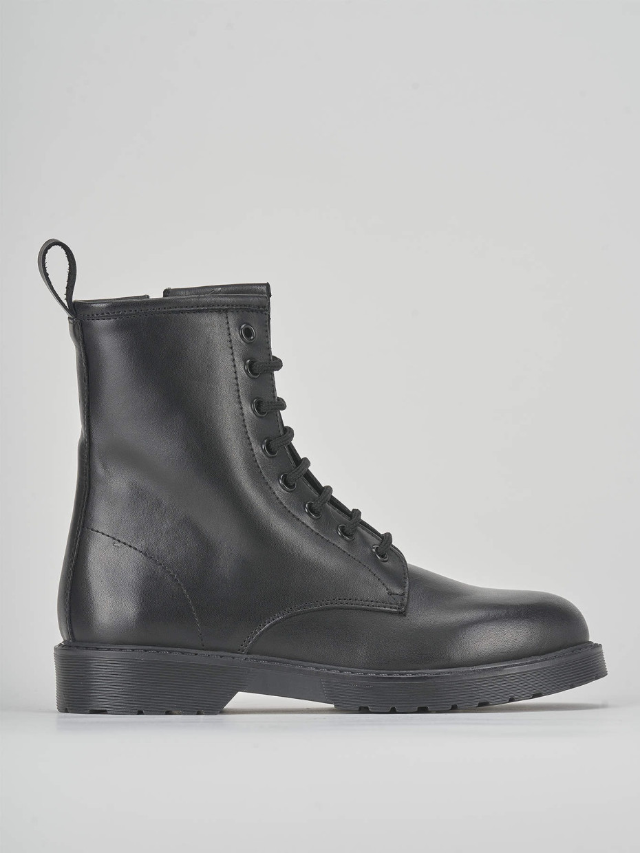 Combat boots heel 2 cm black leather