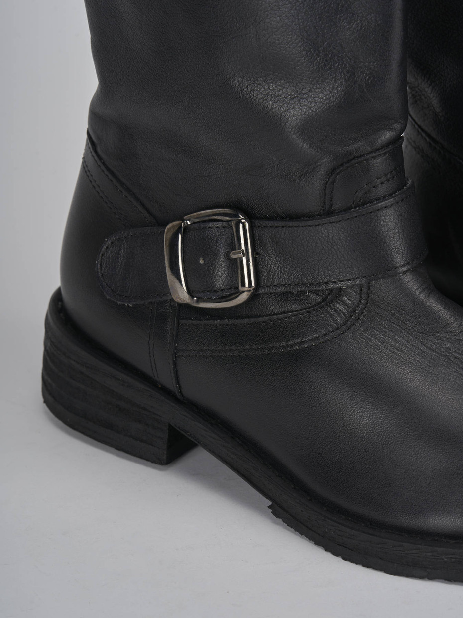 Low heel ankle boots heel 2 cm black leather