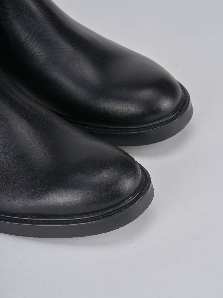 Ankle boots black leather