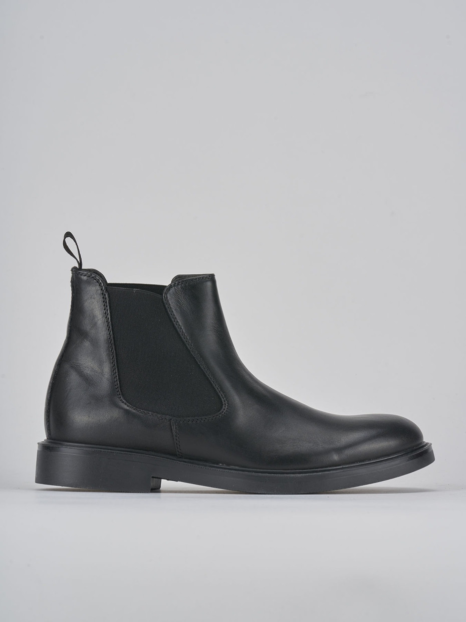 Ankle boots black leather