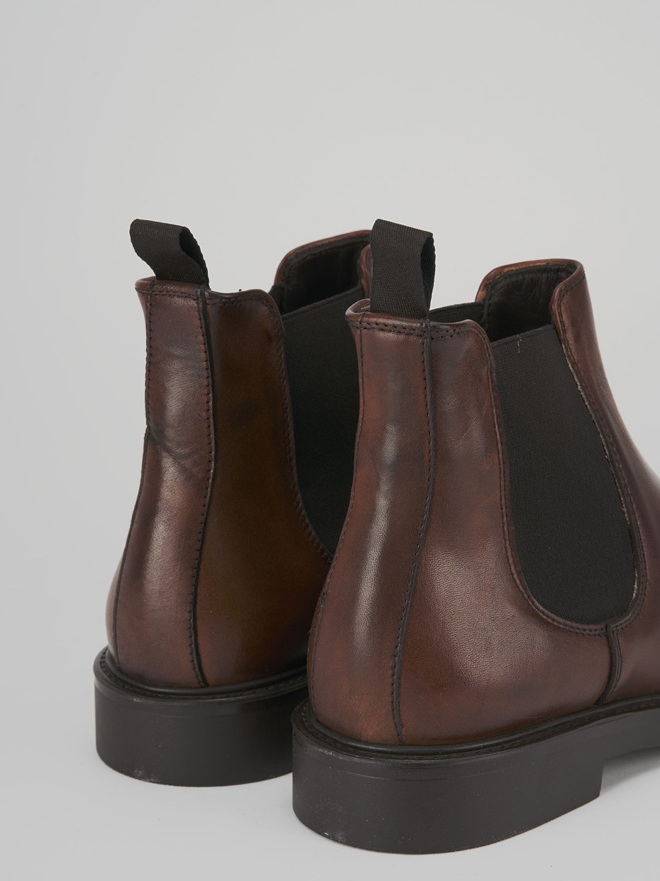 Ankle boots brown leather