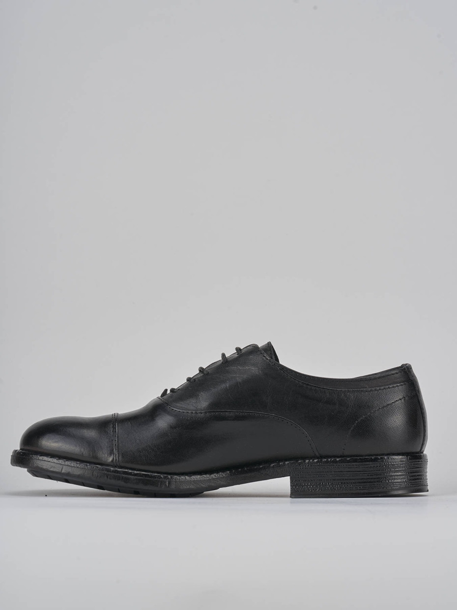 Lace-up shoes black leather