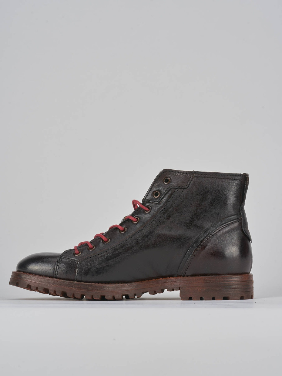 Combat boots brown leather