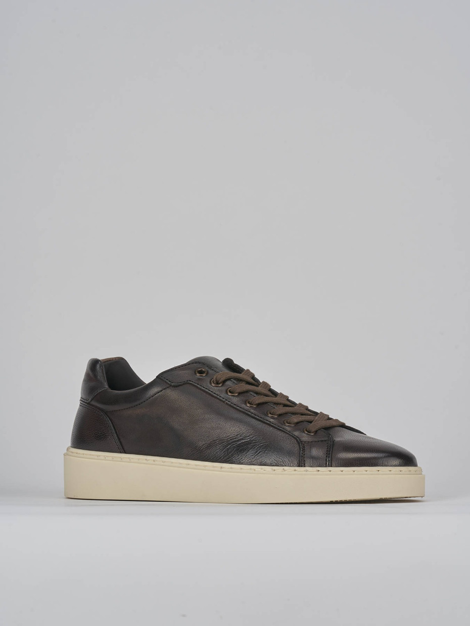 Sneakers dark brown leather
