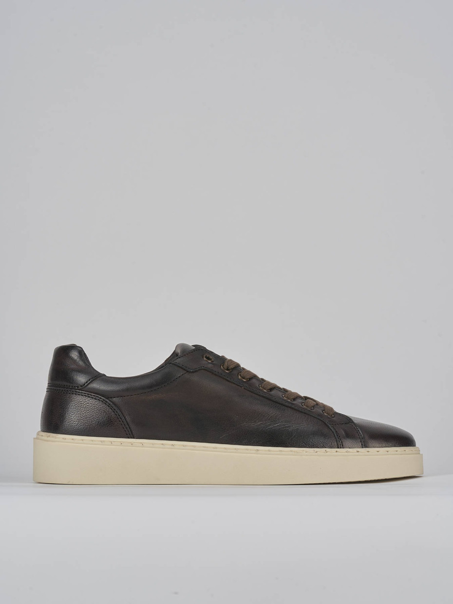 Sneakers dark brown leather