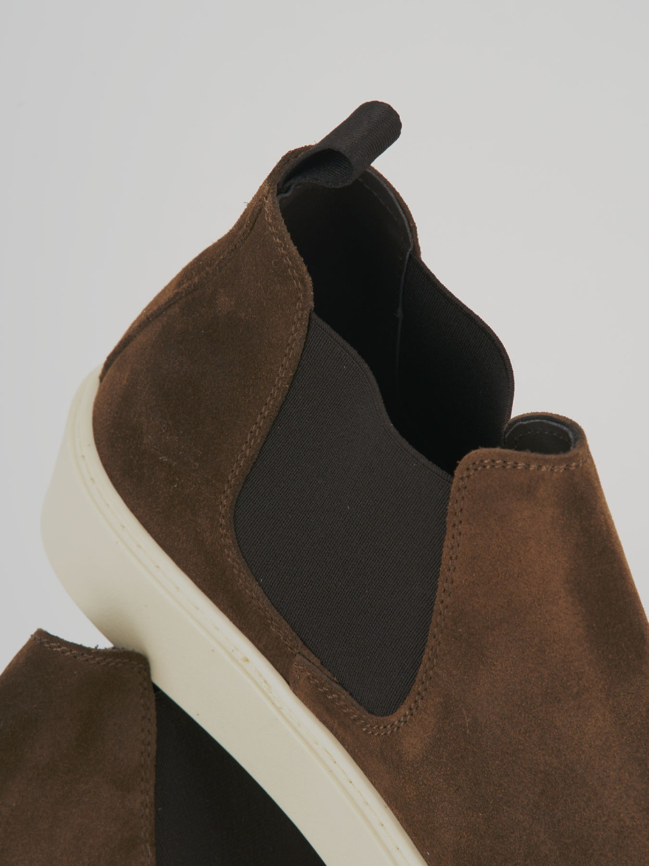 Ankle boots brown suede