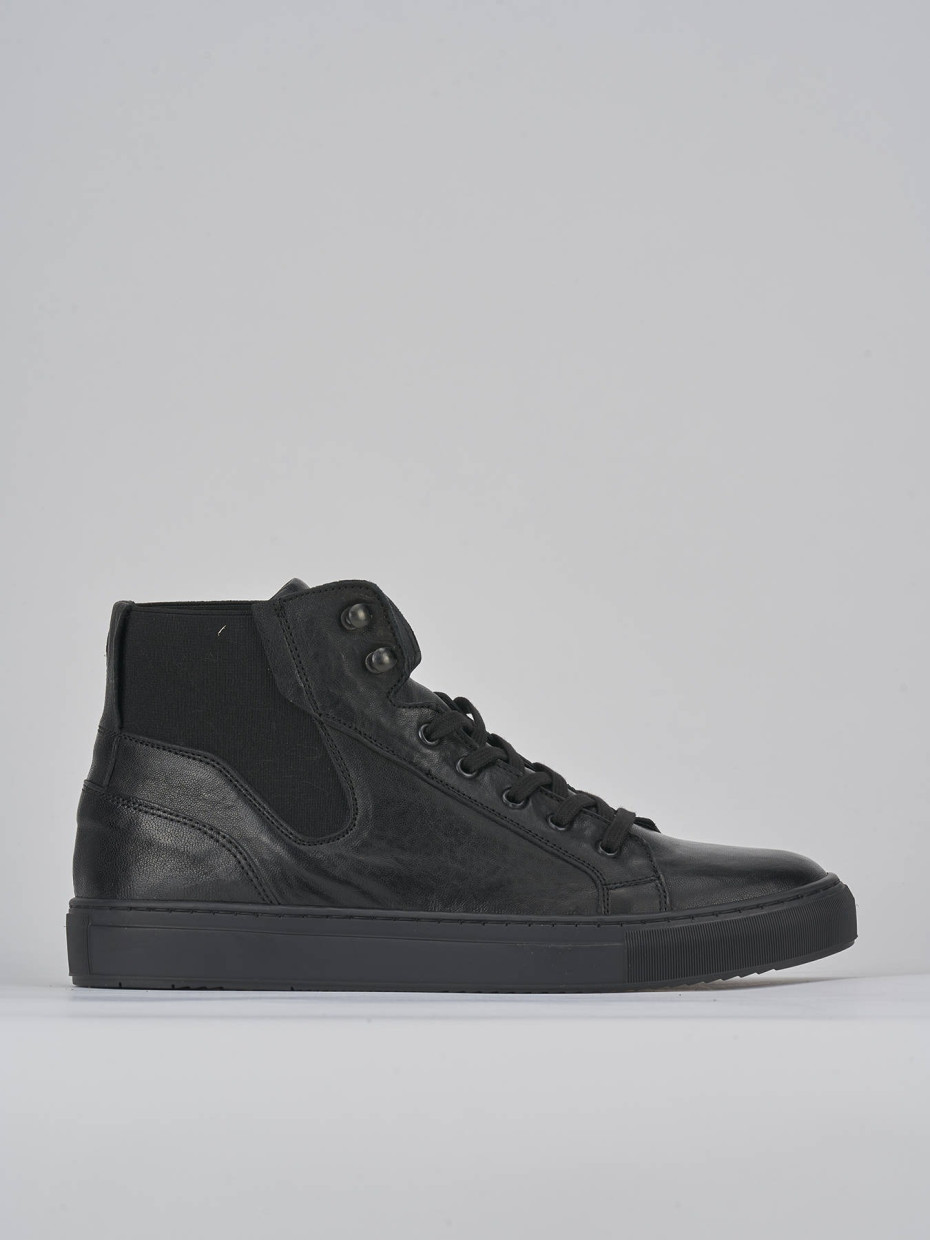 Sneakers black leather