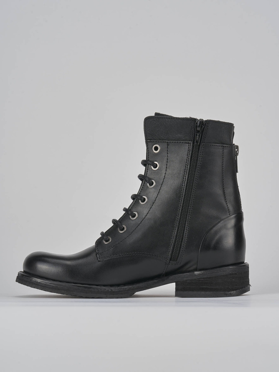 Combat boots heel 2 cm black leather