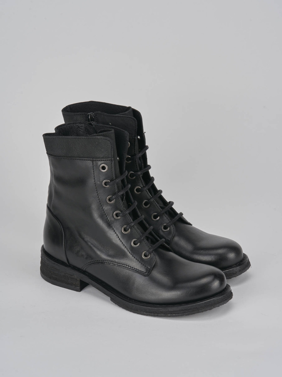 Combat boots heel 2 cm black leather