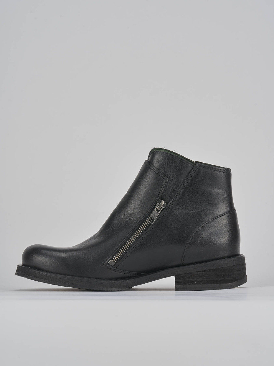 Low heel ankle boots heel 2 cm black leather