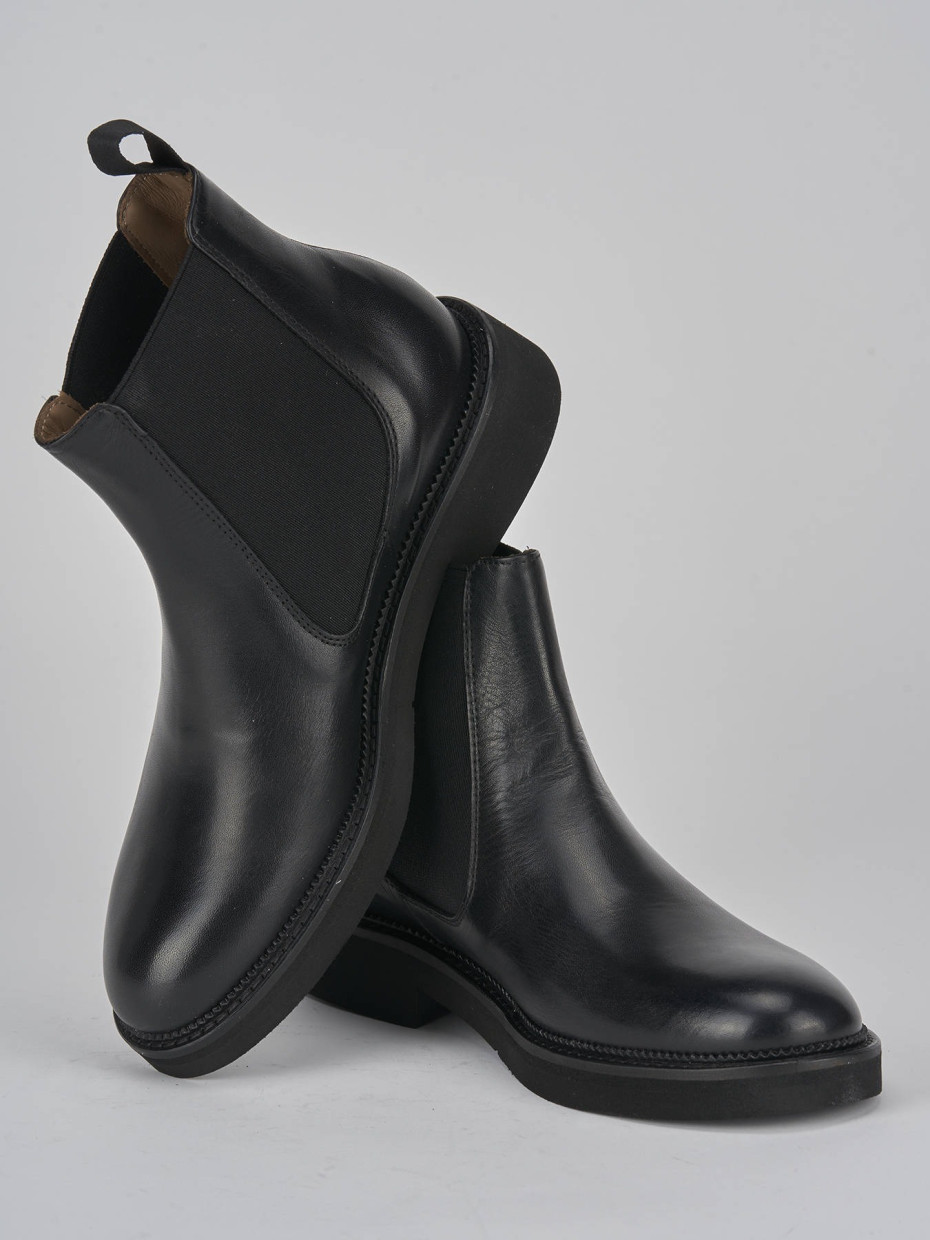 Low heel ankle boots heel 2 cm black leather