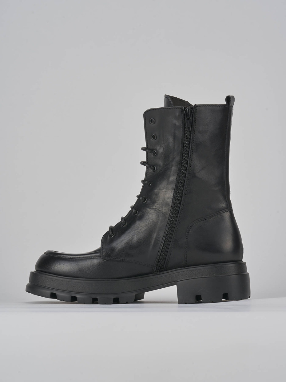Combat boots heel 2 cm black leather