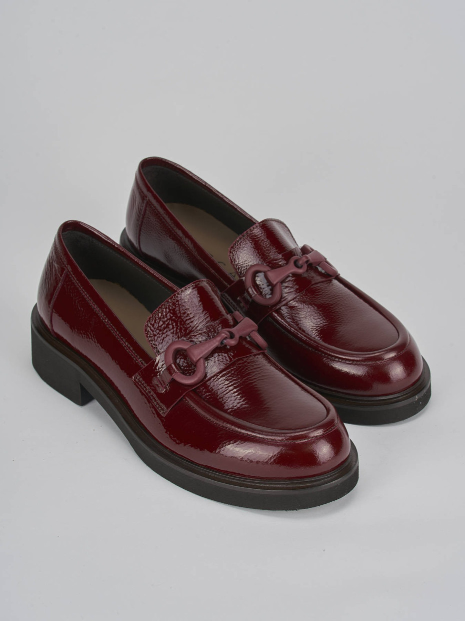 Loafers heel 3 cm bordeaux patent