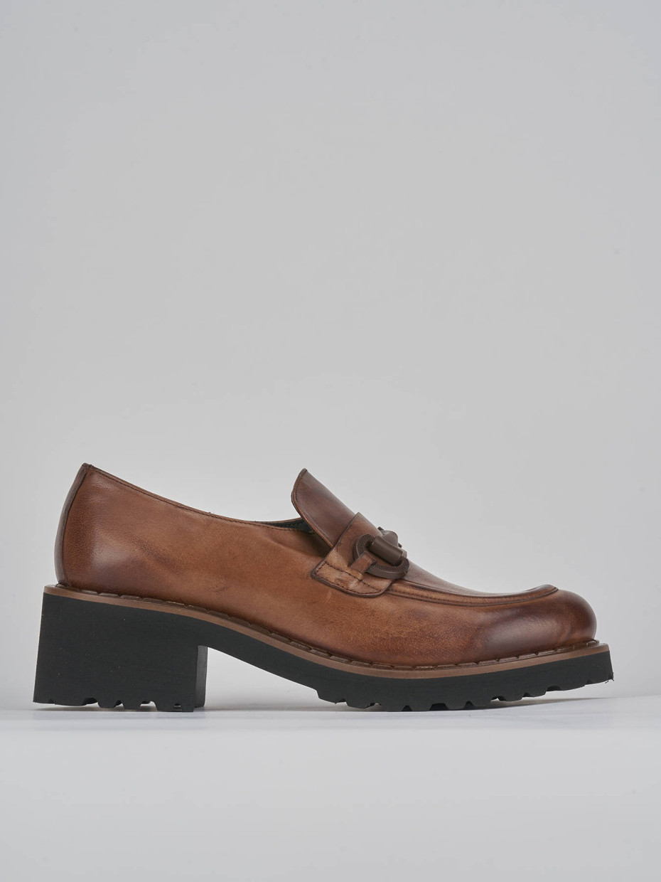 Loafers heel 5 cm brown leather