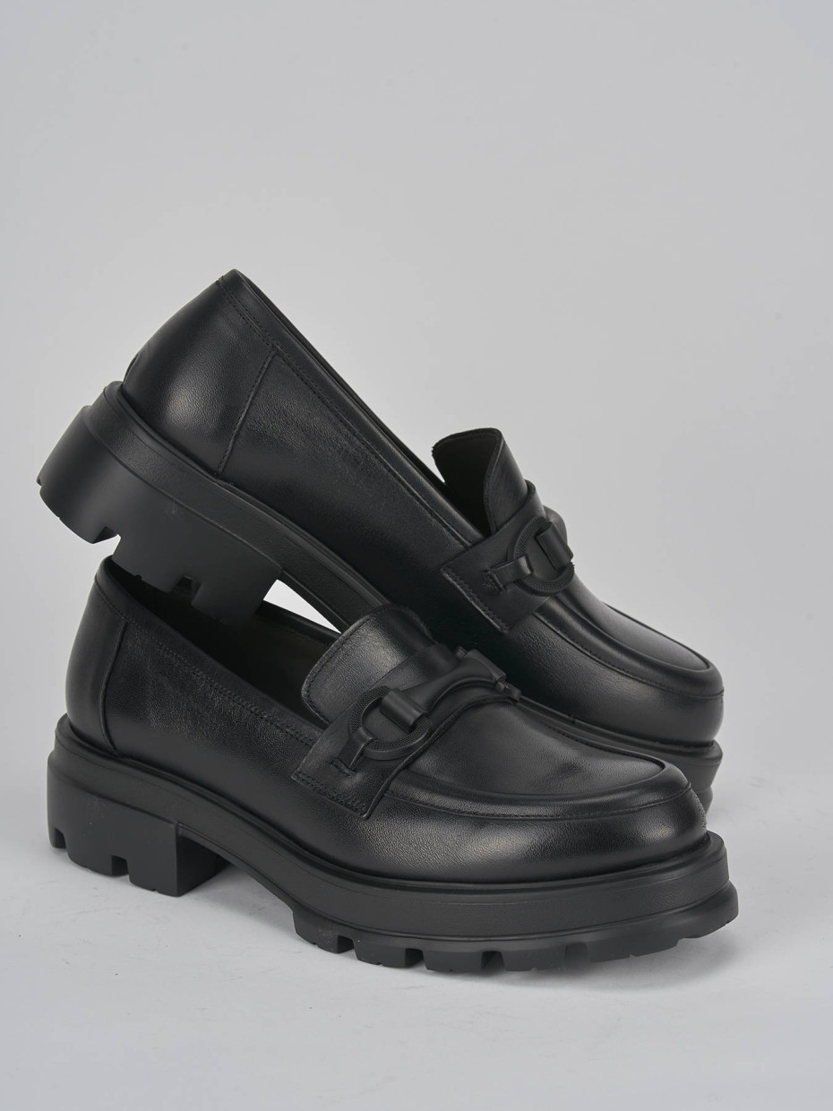 Mocassini tacco 2cm pelle nero