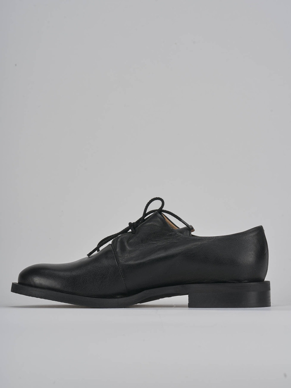 Lace-up shoes heel 2 cm black leather