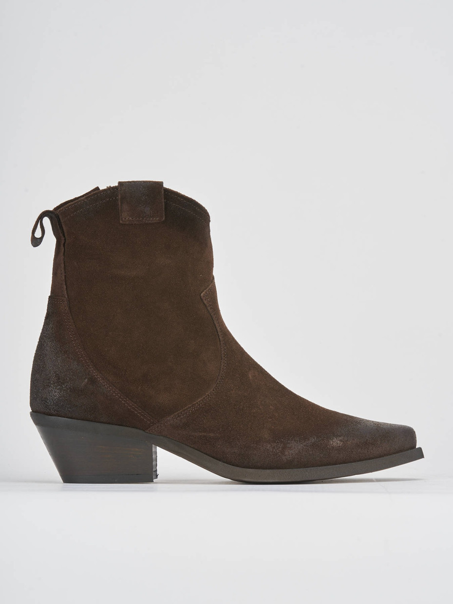 Low heel ankle boots heel 3 cm dark brown suede