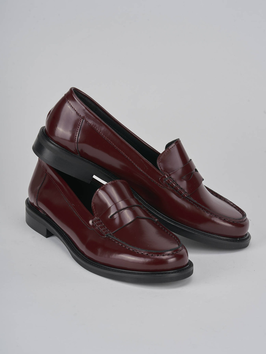 Mocassini tacco 2cm pelle bordo'